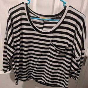 Striped Black and White Boxy Crop Tpp